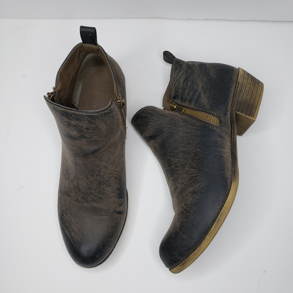 Jessica Cline Dani Zip Up Ankle Boots Size 11M